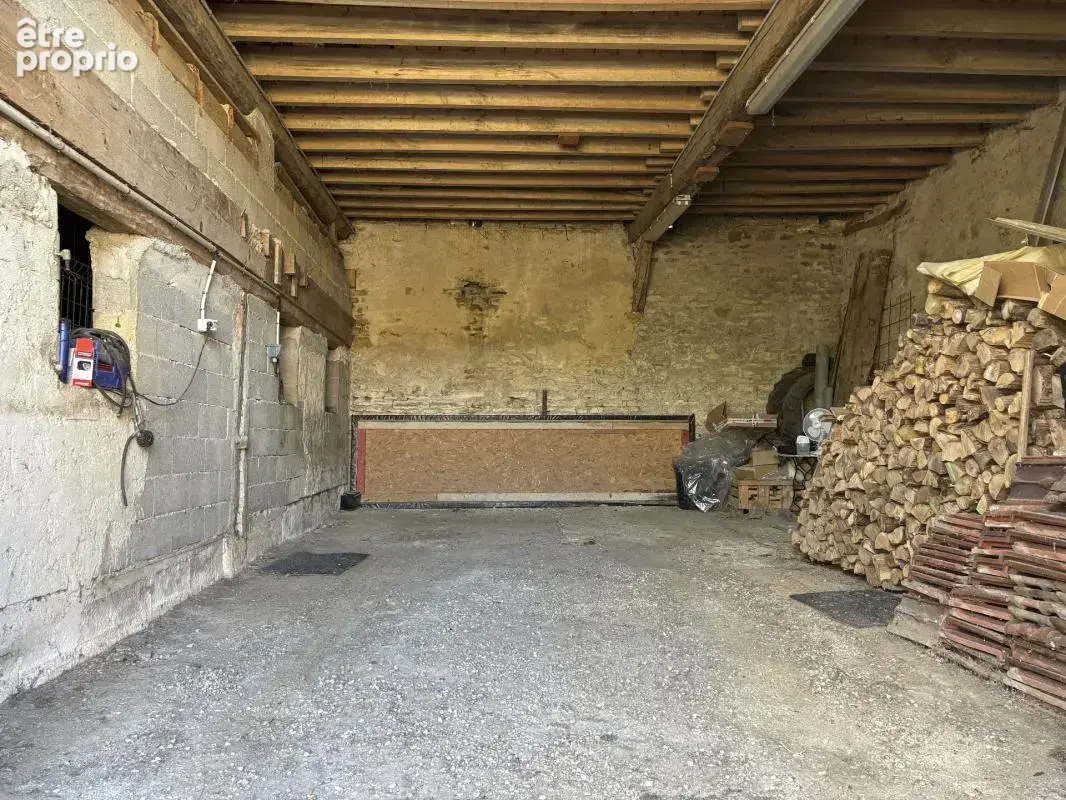VENAREY LES LAUMES 10min : maison rénovée 227m², dépendances, jardin, pré attenant. Prix : 287 000 € - photo 19