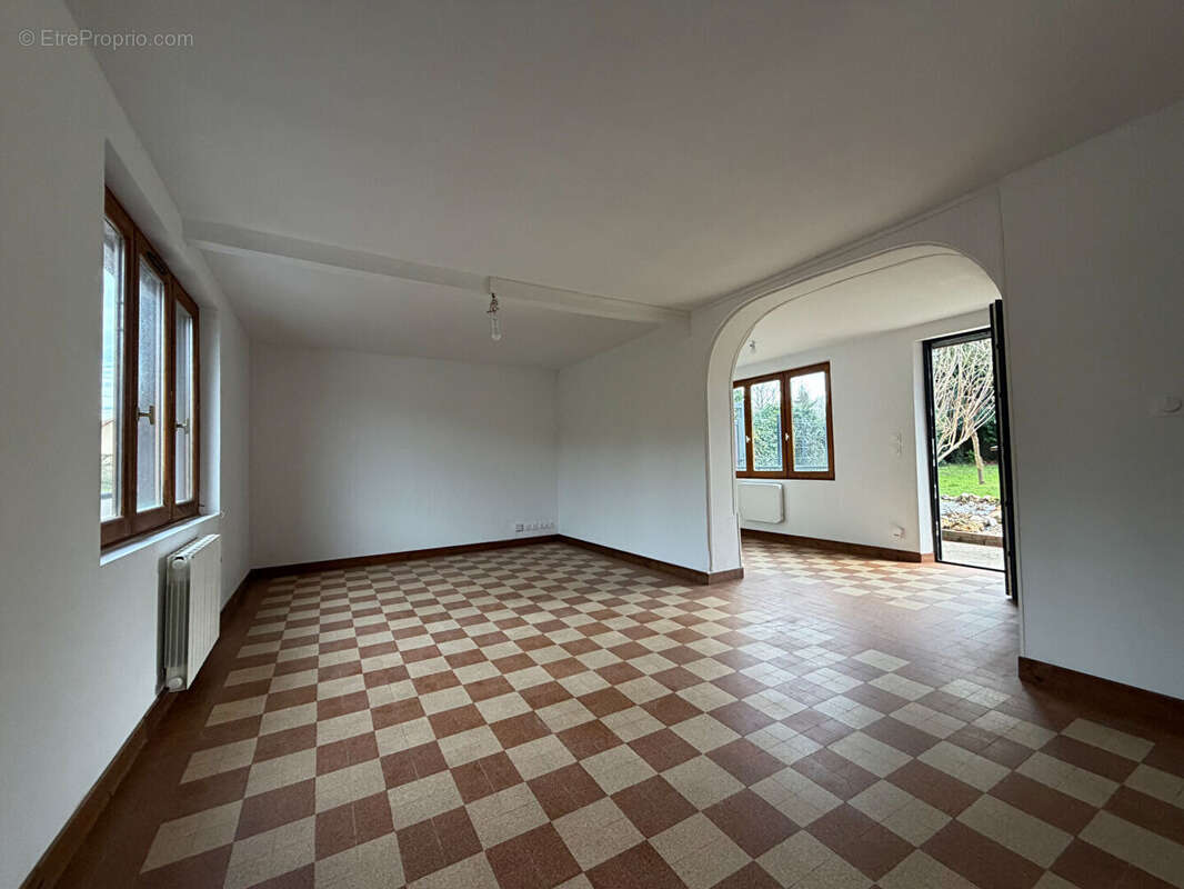 Maison à LE NEUBOURG