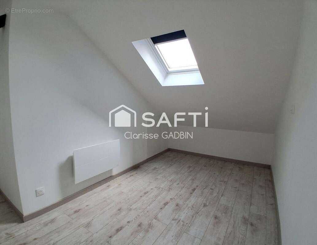 Photo 4 - Appartement à LE PERTRE