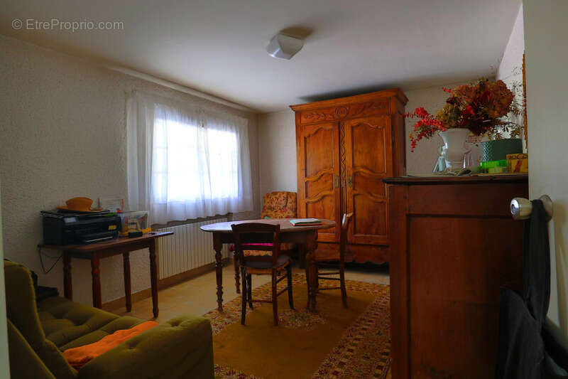 Maison à SAINT-BARTHELEMY-DE-VALS