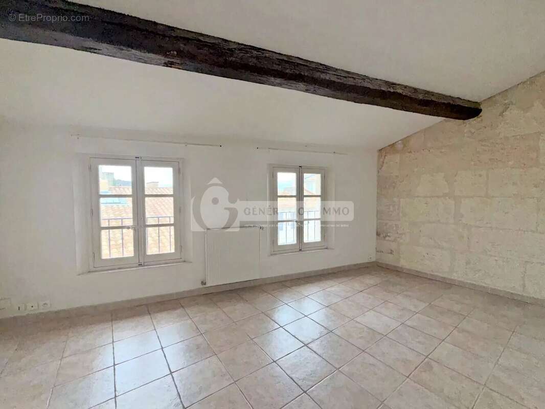 Appartement à ARLES