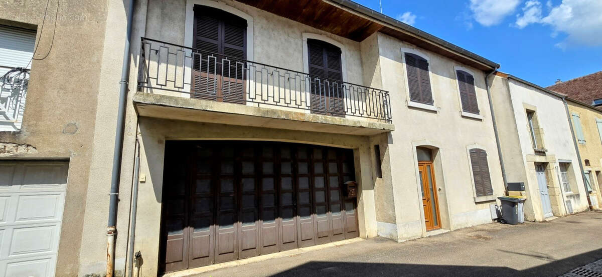 Maison  6 pièce(s) 188 m2 - photo 13