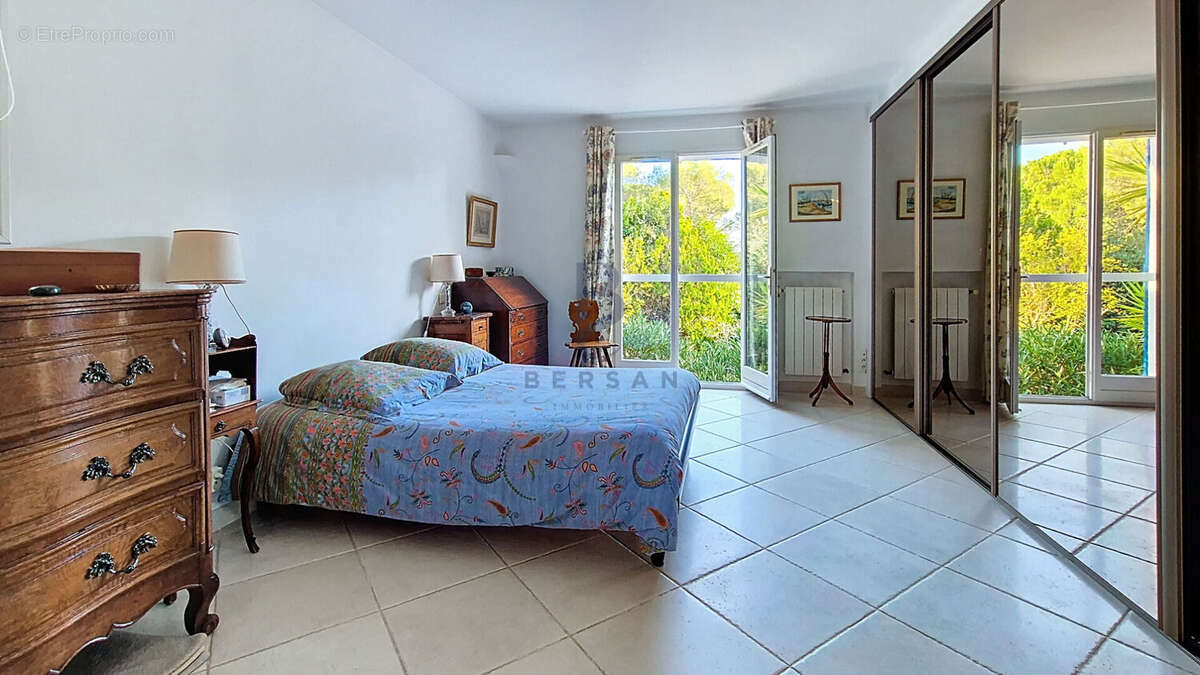 Maison à SAINT-RAPHAEL