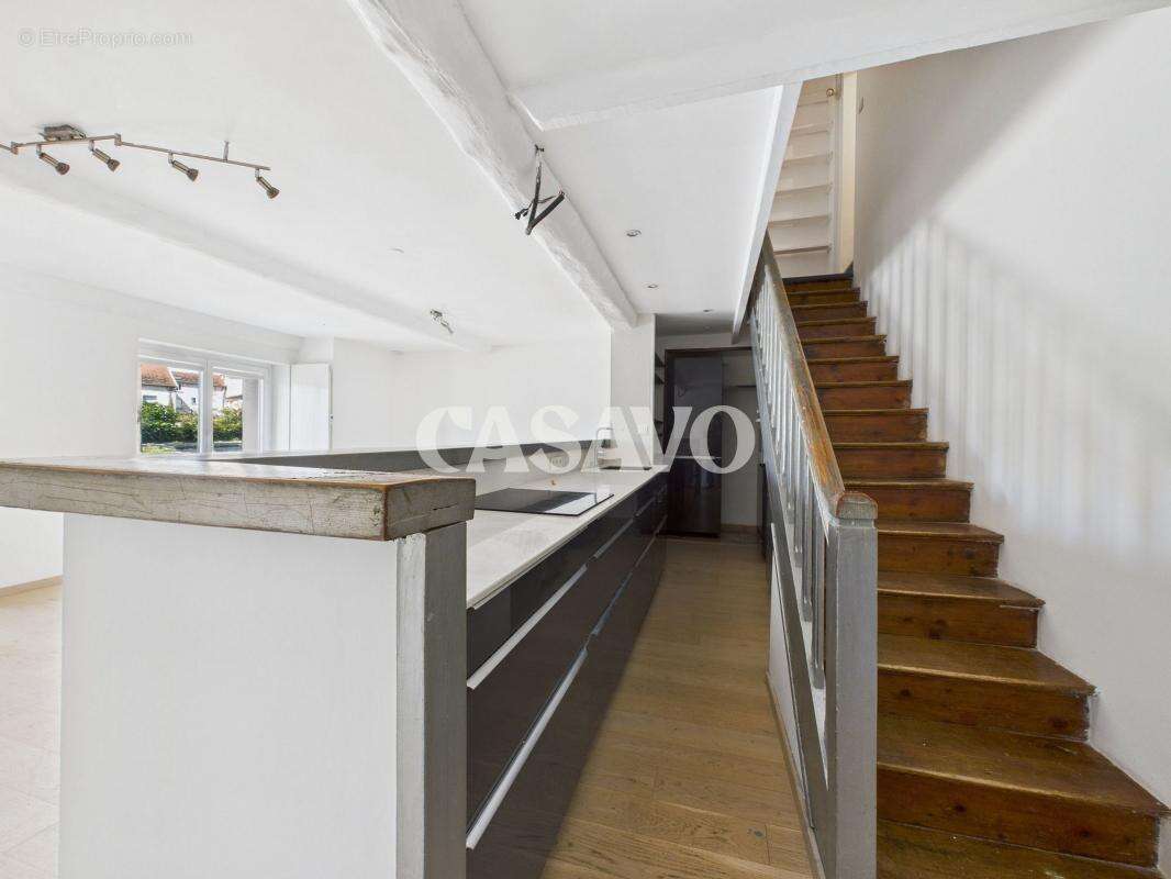 Appartement à SAINT-SYMPHORIEN-D&#039;OZON