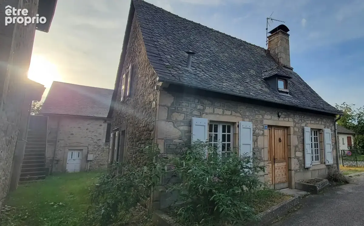 Photo Maison à Saint-Privat au prix de 86 600€