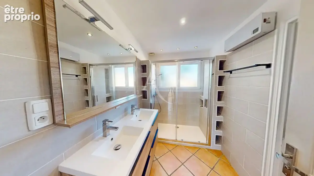 A VENDRE - Maison familiale type 6 - 150m² - MARGUERITTES - photo 7