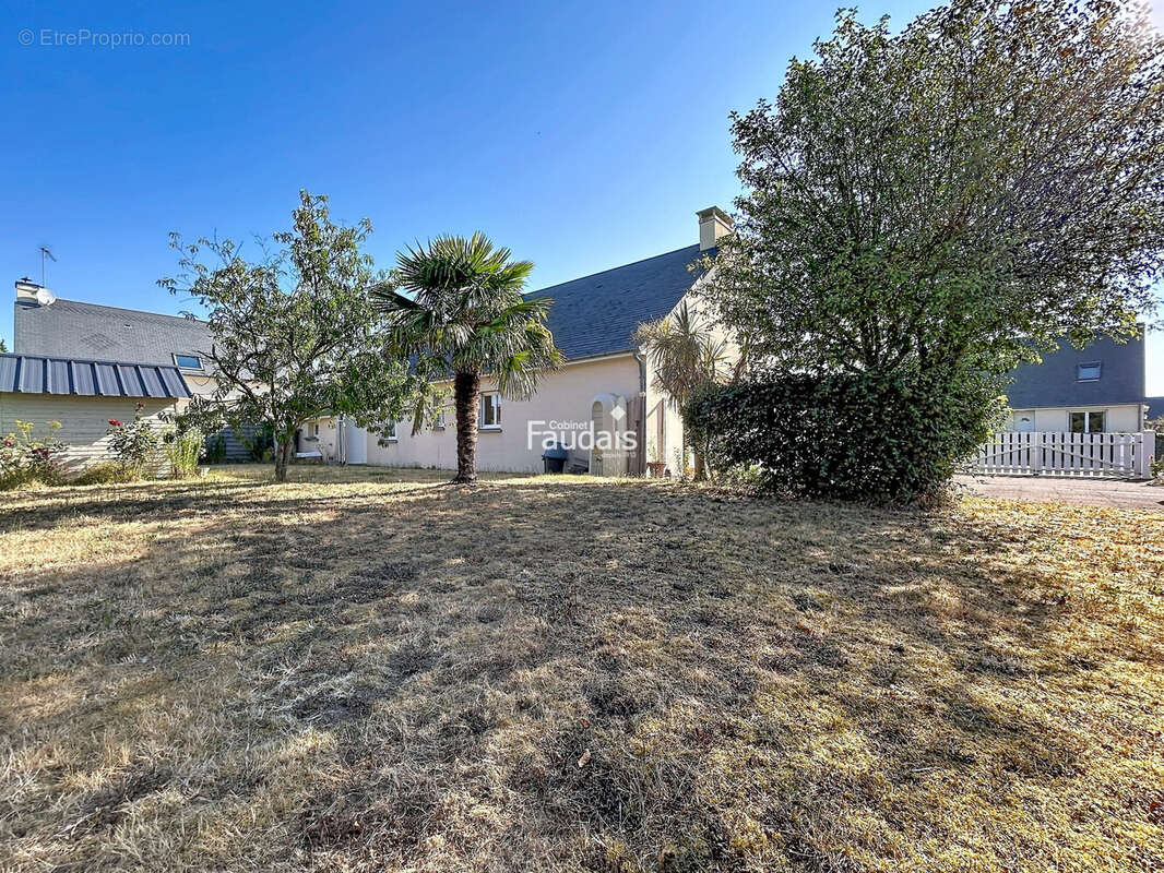 Maison 94 m² à Gouville-Sur-Mer  - photo 3