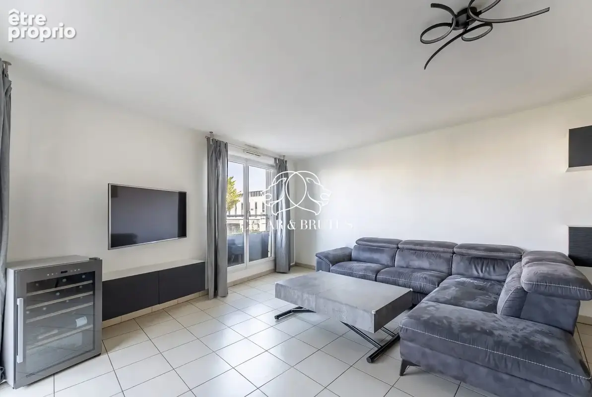 Appartement 3 pièces 66 m² à vendre à Lyon-8e (69008) - photo 3