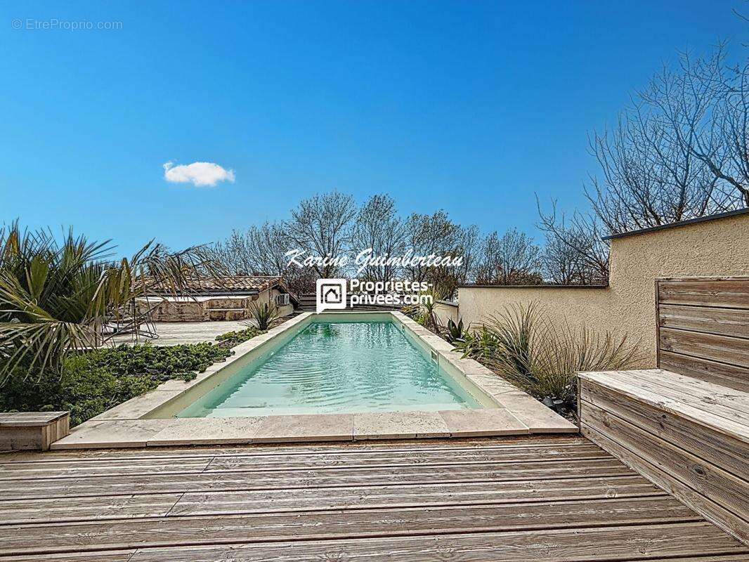 Appartement à FRONSAC