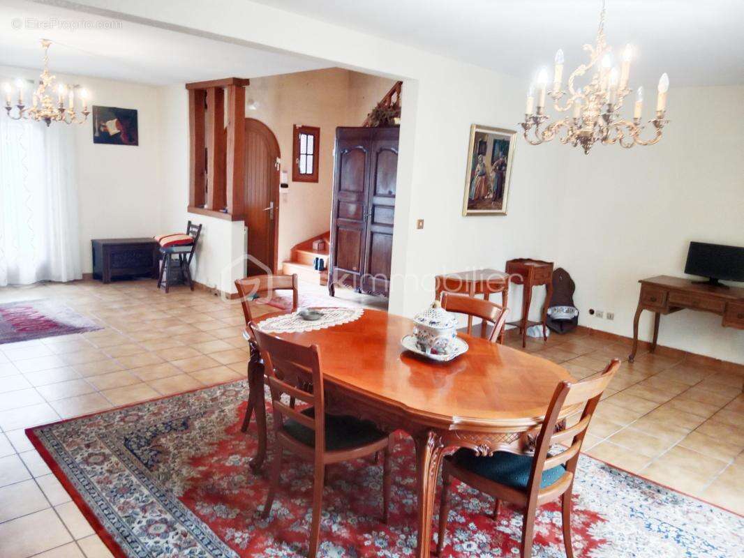 Maison à CROSNE