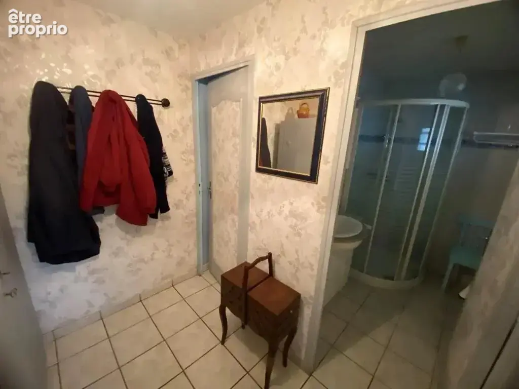 St yzan maison a rafraîchir sur 840 m2 - photo 3