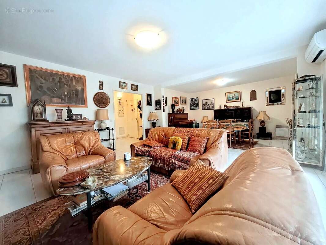 Appartement à MARSEILLE-8E