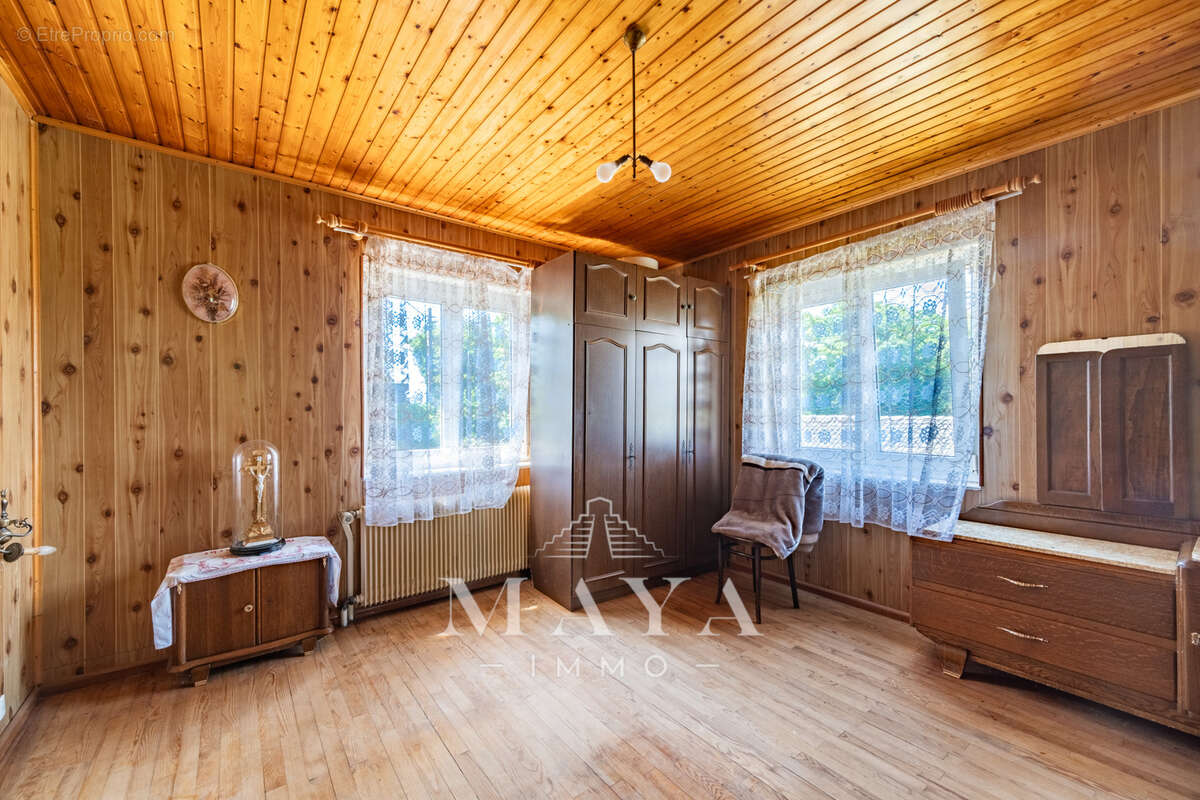 DANNEMARIE, Maison plain-pied de 81m2 sur 12,44 ares. - photo 7