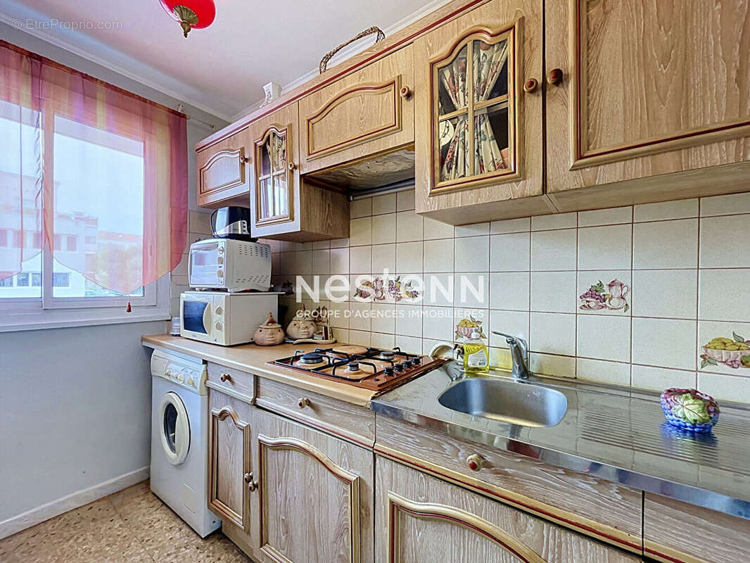 Golfe Juan - Studio 30 m² - terrasse - Cave - photo 6