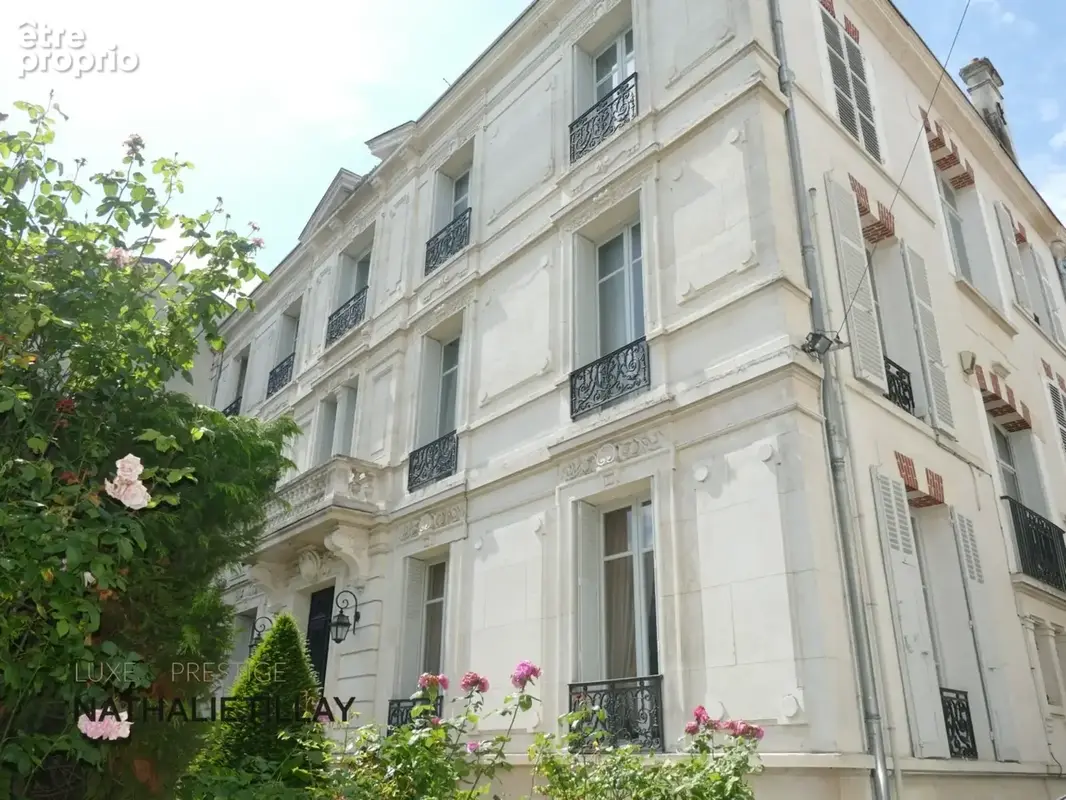 Orleans centre, a vendre,  Hotel particulier de 465 m², parc paysagé et dépendances - photo 17
