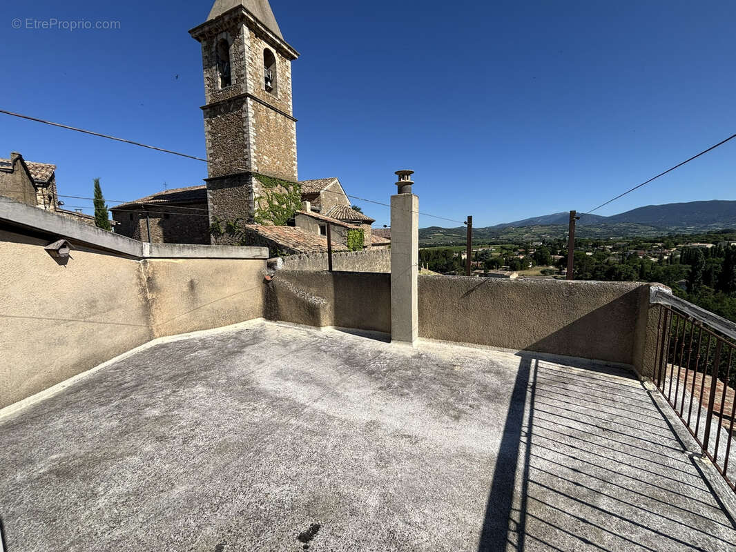 Maison à MIRABEL-AUX-BARONNIES