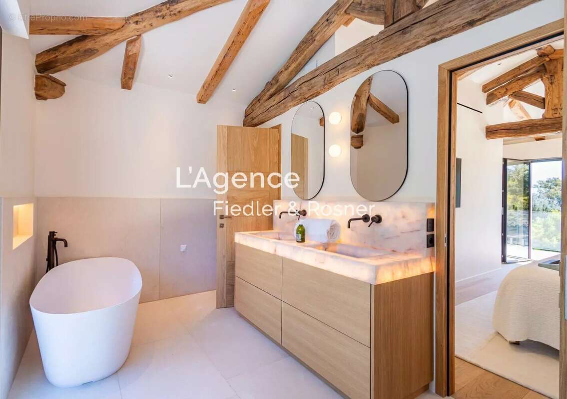 Maison à RAMATUELLE