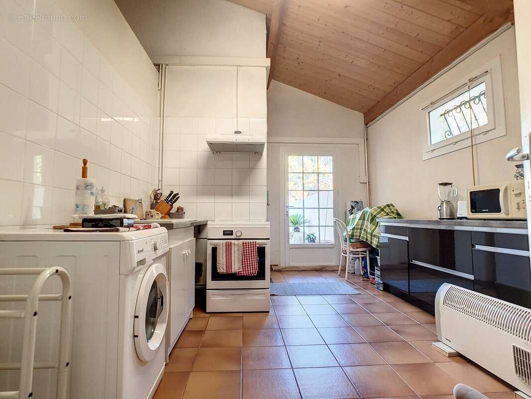 Maison à SAINT-CHINIAN