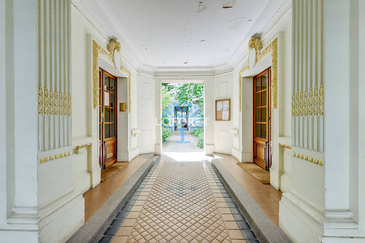 Appartement à PARIS-12E