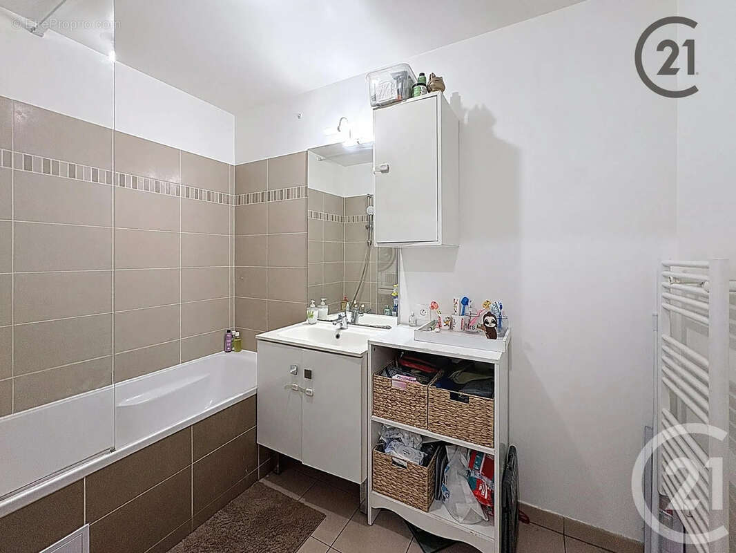 Appartement à LIEUSAINT