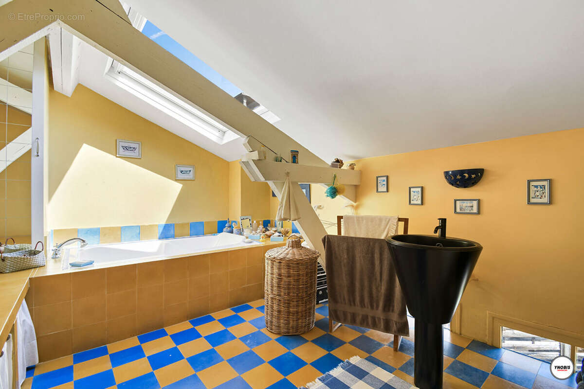 Maison à COLOMBES