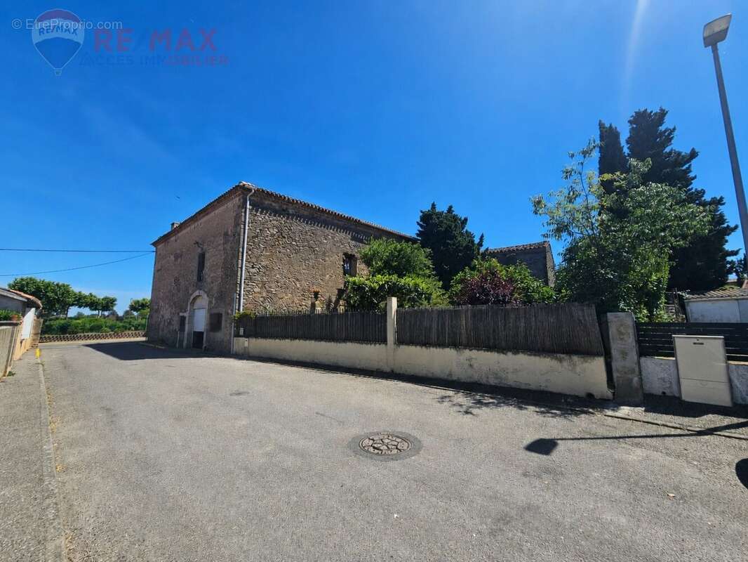 Grande maison vigneronne de type 8 avec garage et jardin - photo 2