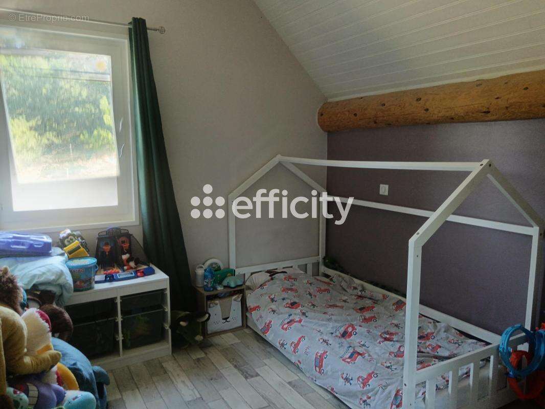 Maison 124 m² à Perigneux  - photo 14