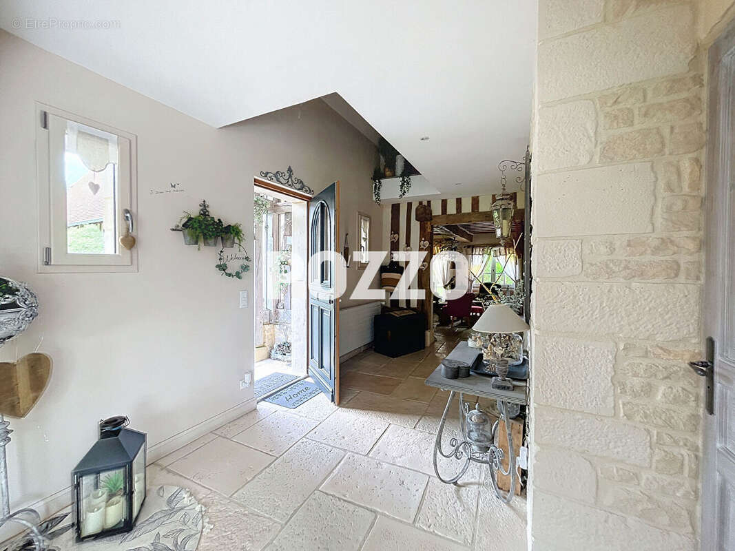 Propriété Normande au coeur du Pays d'Auge - 10 pièces (250 m2) - photo 7