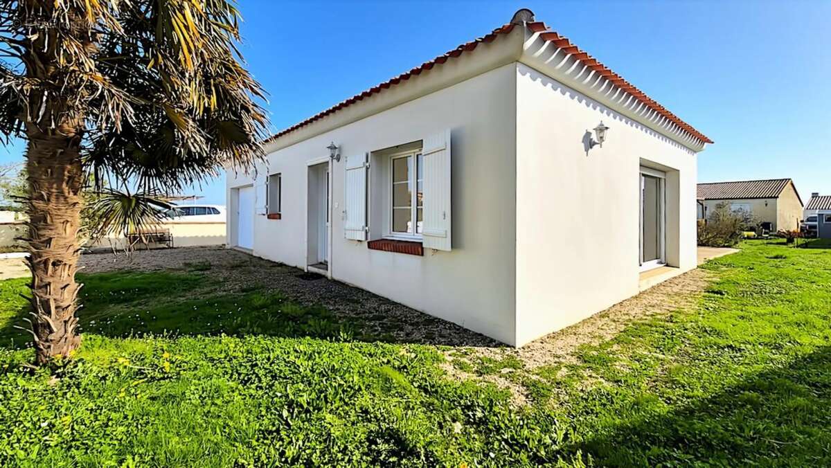 Maison à SAINT-MICHEL-EN-L'HERM