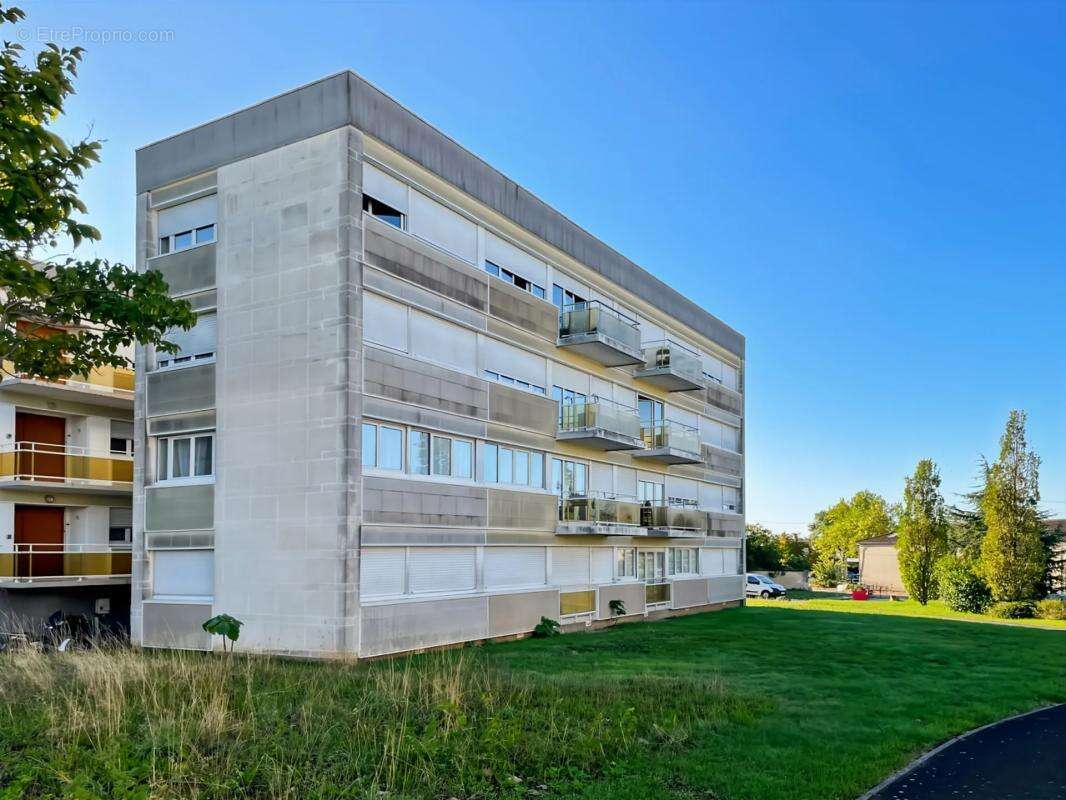 Appartement à COGNAC