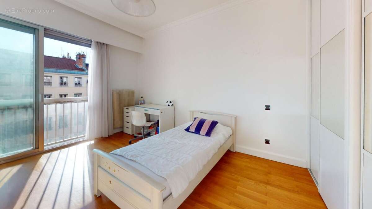 Appartement à LYON-6E