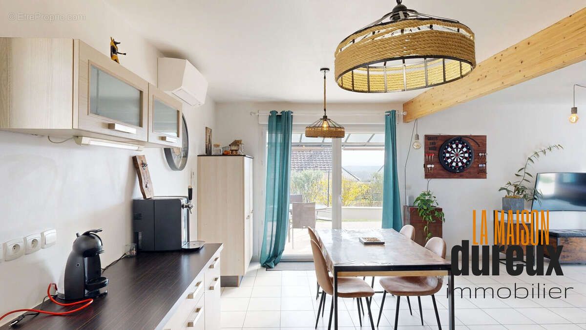 Maison à PONTAILLER-SUR-SAONE