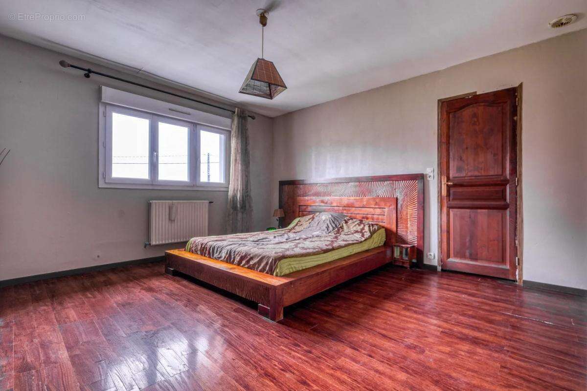 Maison à DAMMARTIN-EN-GOELE