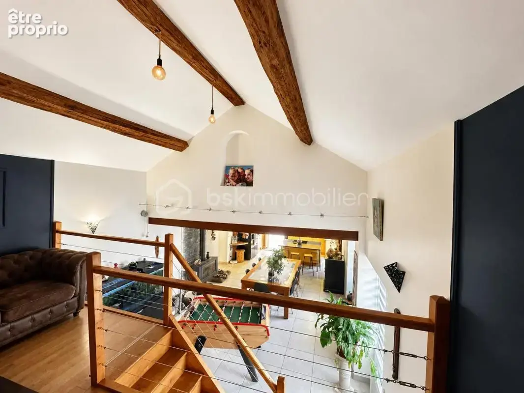 Maison de plain-pied avec piscine et terrain de 1 039 m² – Gastins - photo 5