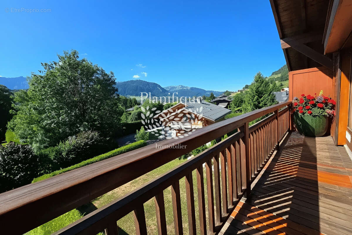 Appartement à DEMI-QUARTIER