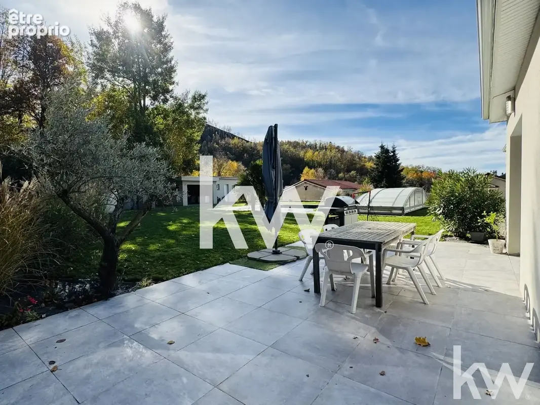 Maison 7 pièces 162 m² à vendre à La Talaudiere (42350) - photo 2