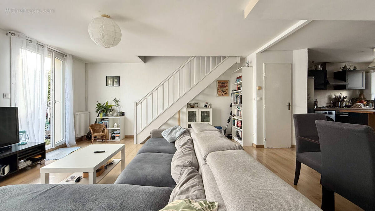 Maison à CORBEIL-ESSONNES