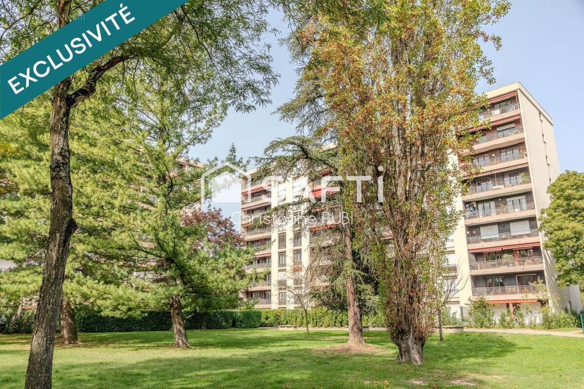 Photo 1 - Appartement à ECHIROLLES