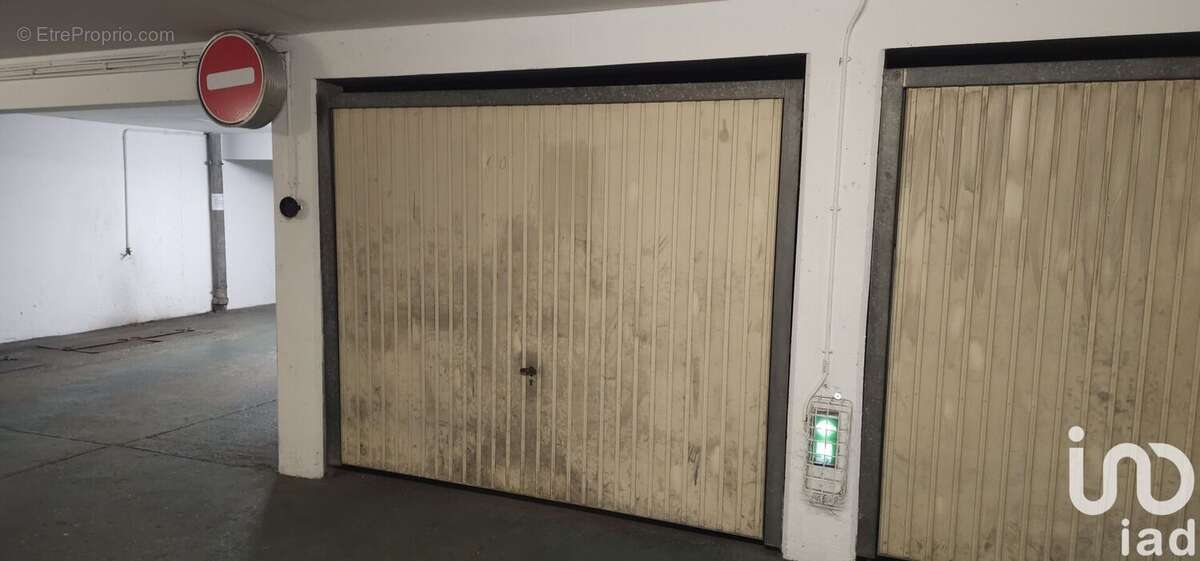 Photo 7 - Parking à LES MUREAUX