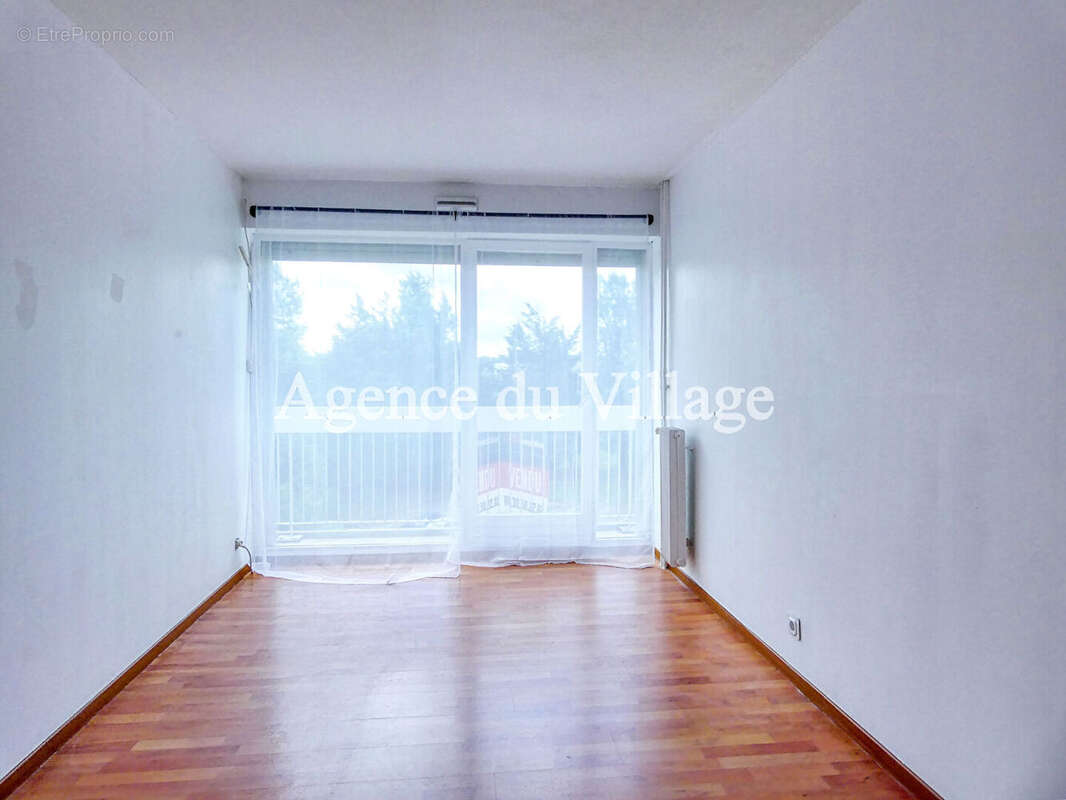Appartement à ELANCOURT