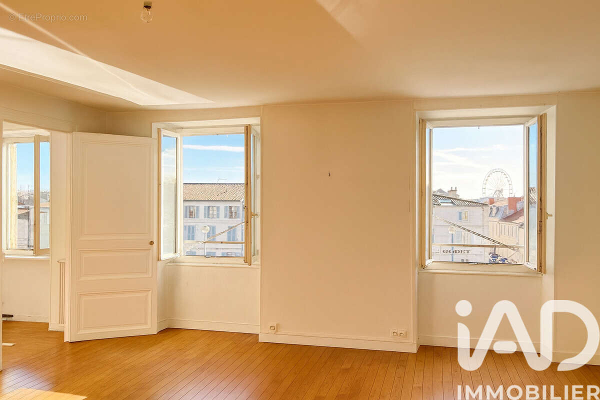 Photo 2 - Appartement à LA ROCHELLE