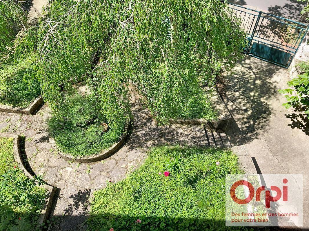 Appartement à ISSY-LES-MOULINEAUX