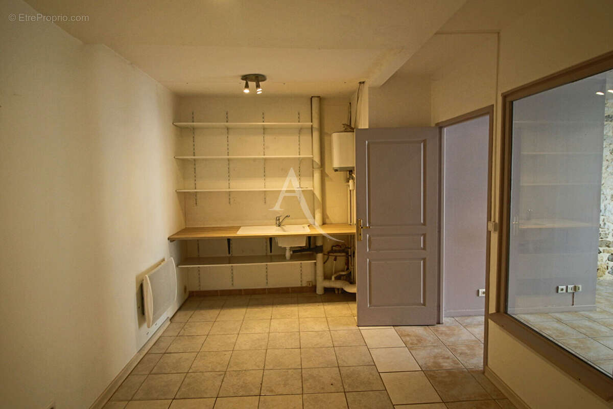 Immeuble avec bon rapport locatif - photo 10