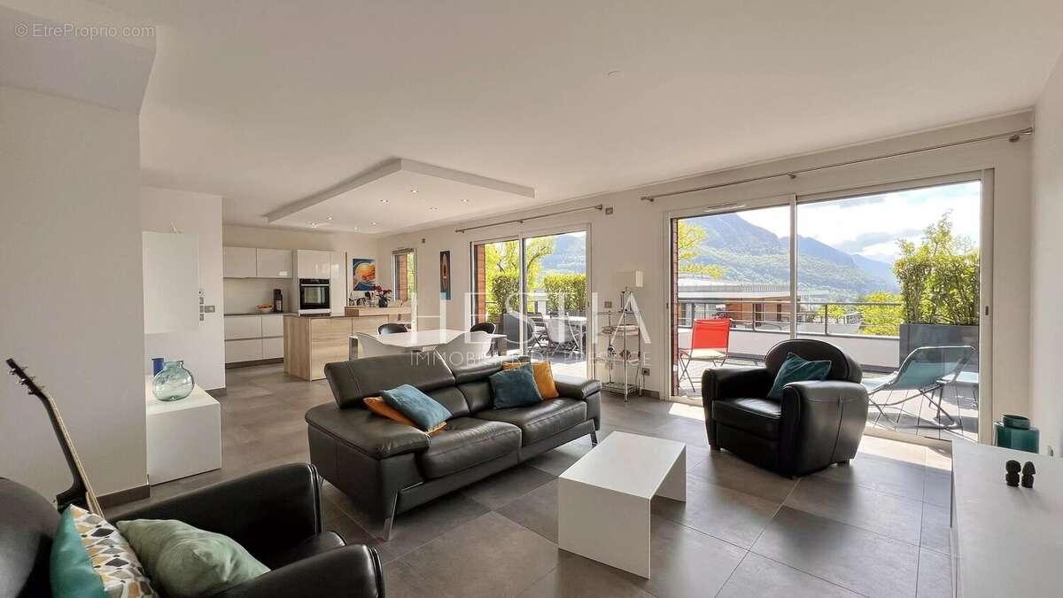 Appartement à ANNECY-LE-VIEUX