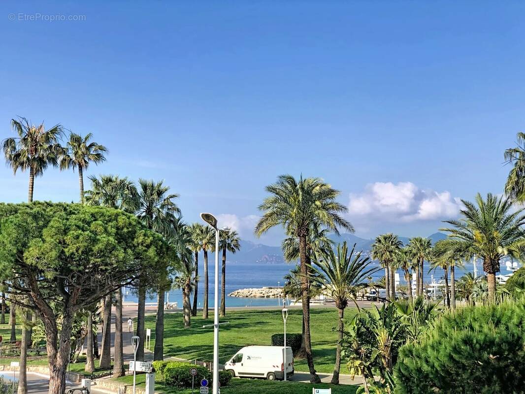 Appartement à CANNES