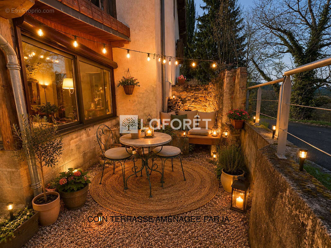 Maison à RENAISON