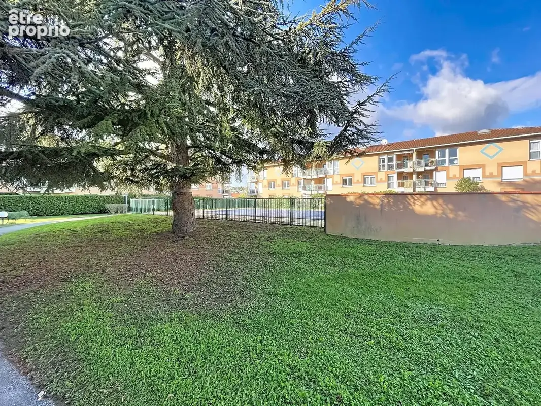 T2 43 M² - Dernier étage - Résidence Haut Standing avec piscine - TOURNEFEUILLE - photo 10