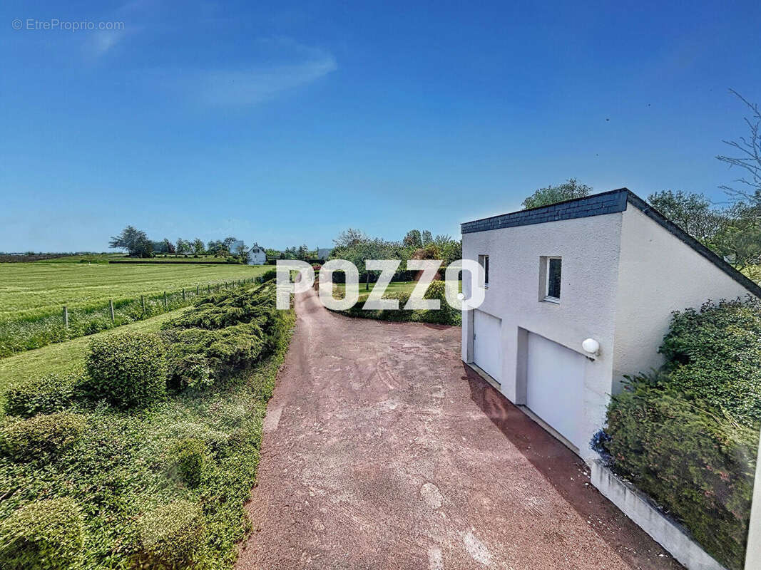 Maison à HAUTEVILLE-SUR-MER