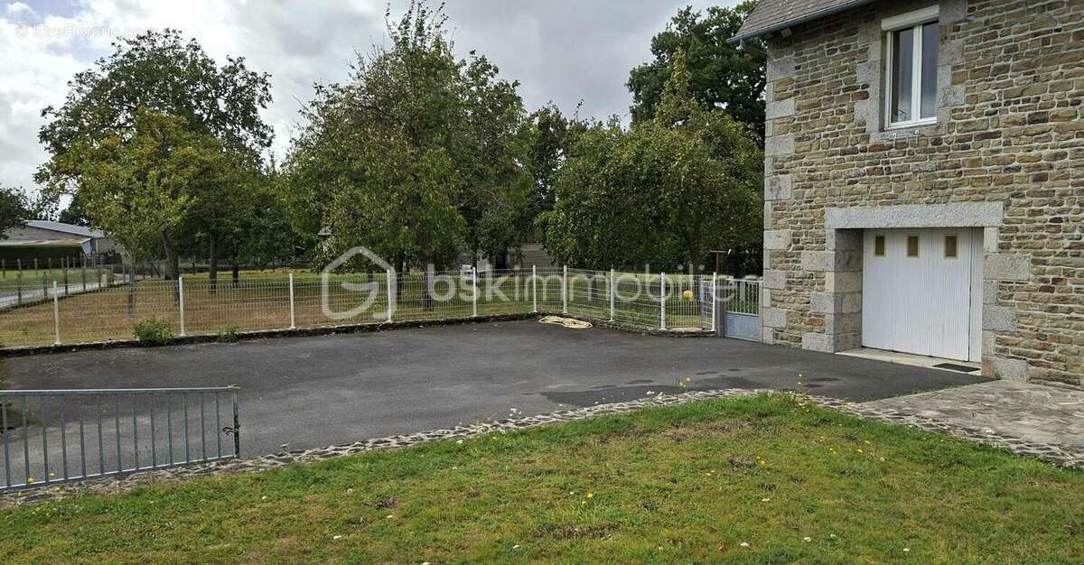 Maison à LANDELLES-ET-COUPIGNY