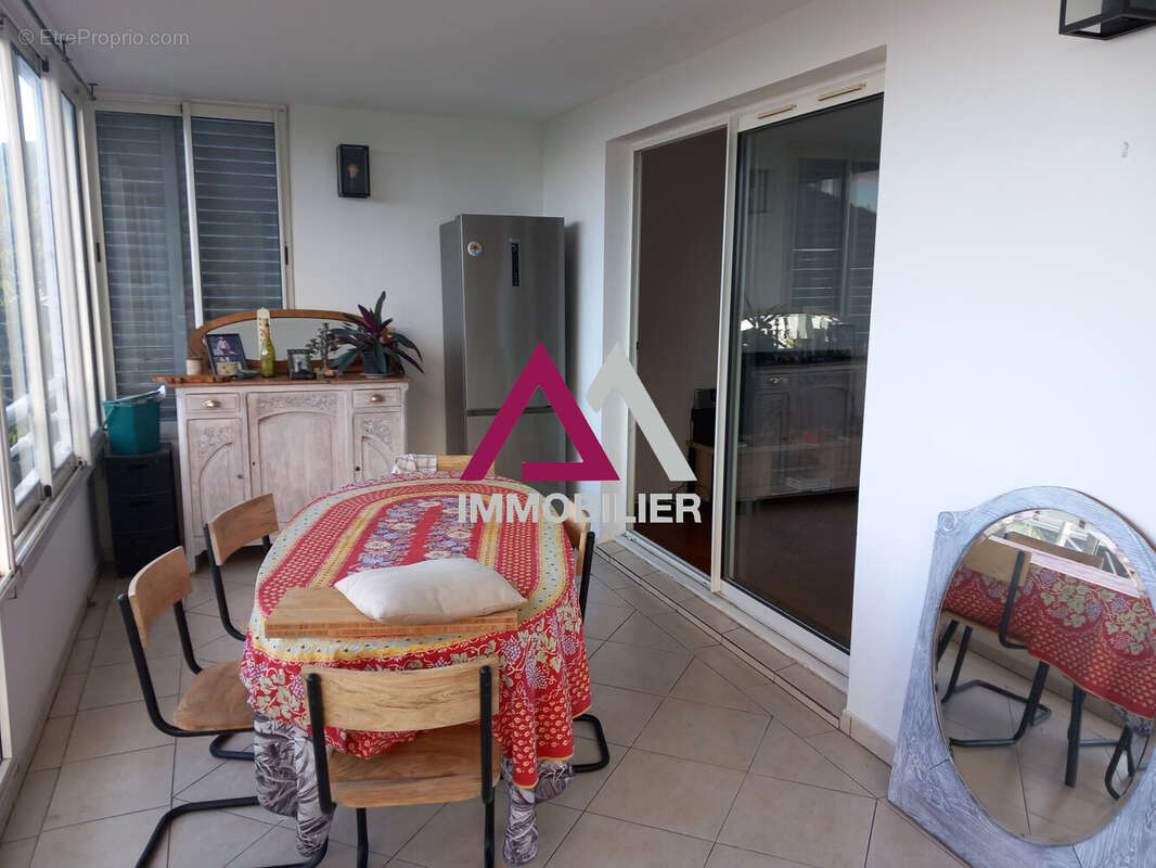 Appartement à SAINT-DENIS